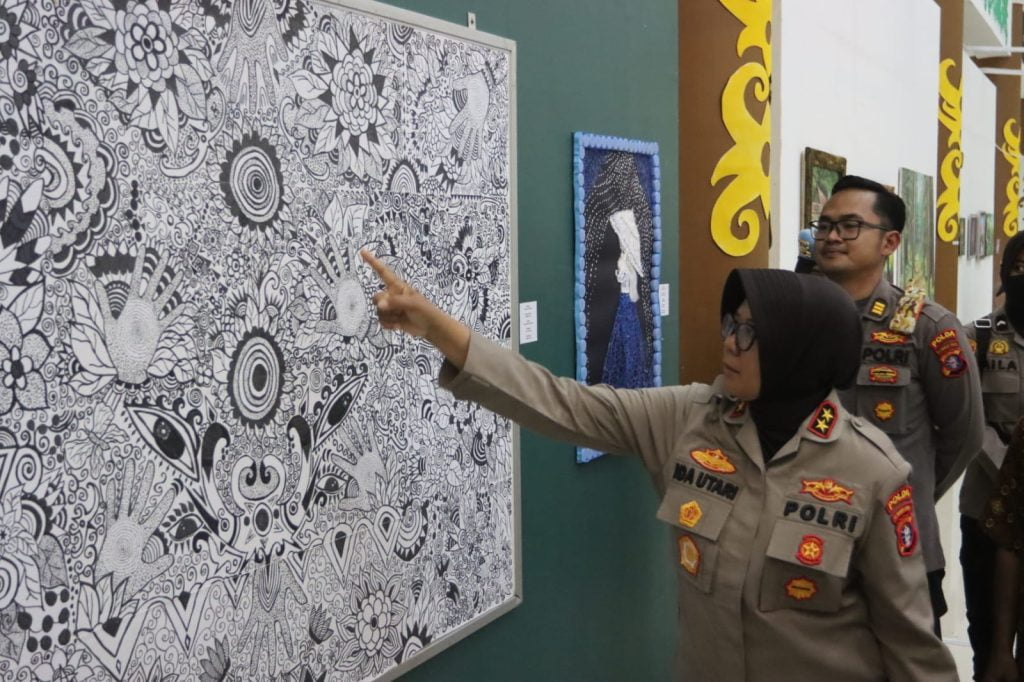Wakapolda Kalteng Hadiri Pembukaan Pameran Seni Rupa dan Fotografi 2022