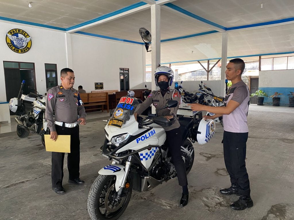 Ditlantas Polda Kalteng, Tingkatkan Kemampuan Polwan Dalam Pengawalan & Pengoperasian Motor Gede