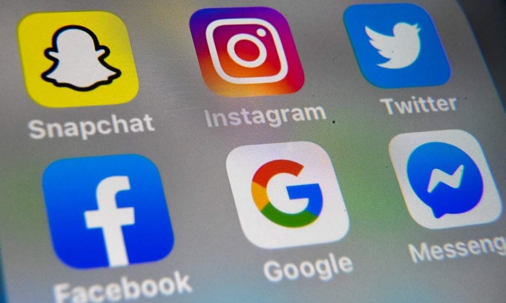 Aturan Google-Facebook Bayar Konten Berita Tunggu Restu Jokowi