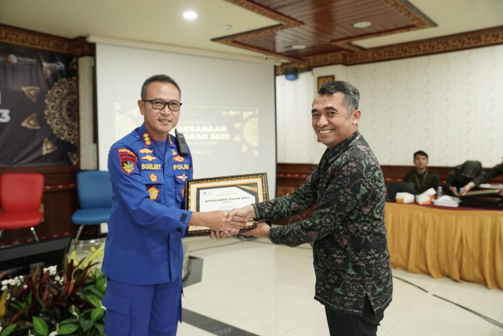 DITPOLAIRUD POLDA BALI RAIH PENGHARGAAN DARI KPPN DENPASAR ATAS PRESTASI DALAM PELAKSANAAN ANGGARAN PAGU BESAR TERBAIK TAHUN 2022