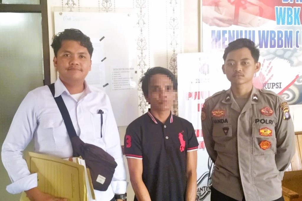 Polsek Pahandut Limpahkan Tersangka Pencurian di Rumah Sakit ke Kejaksaan Negeri