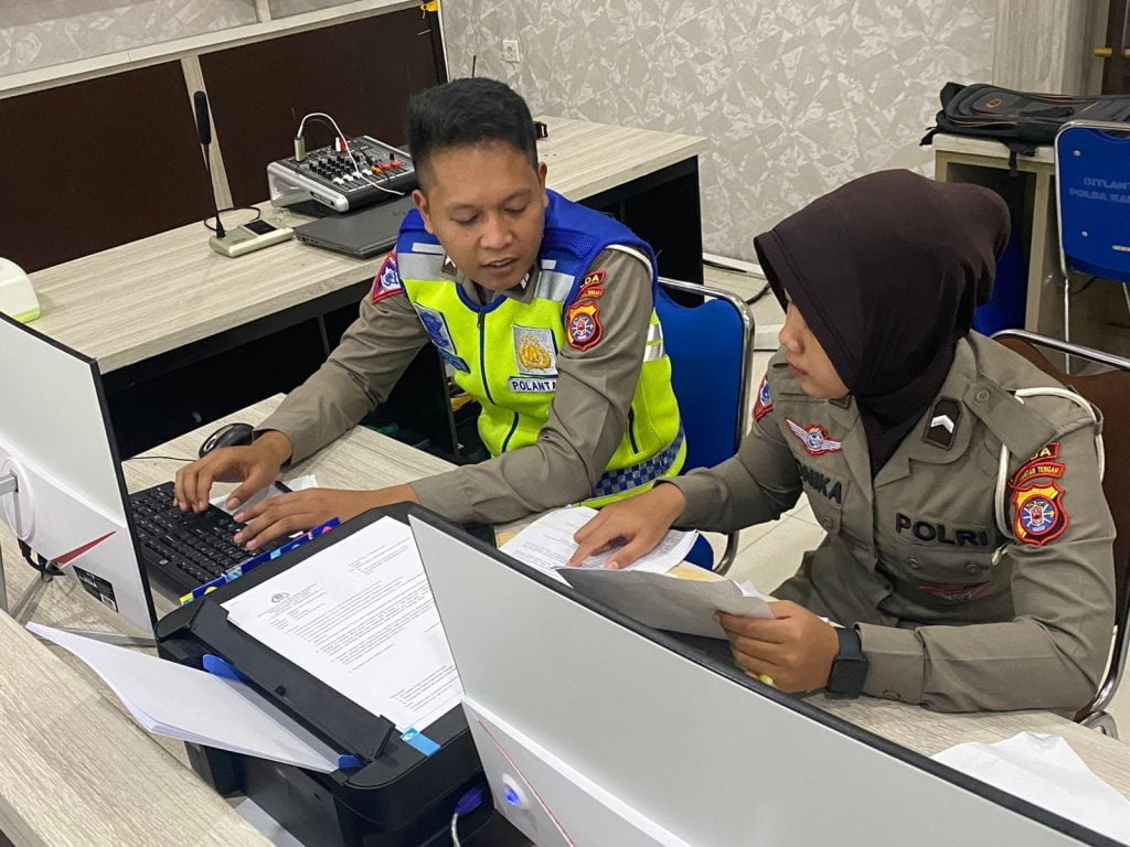 Ditlantas Polda Kalteng ingatkan, Awas Penipuan Surat Tilang Lewat Pesan WhatsApp