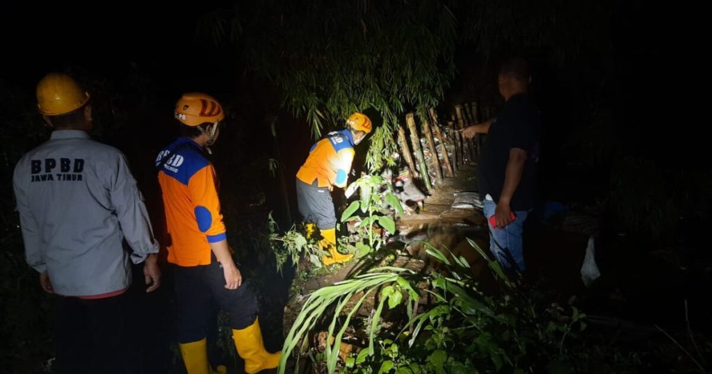 BPBD Probolinggo Identifikasi Jebolnya Tanggul Sanbag Desa Tambakrejo