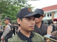 Aksi unjuk rasa di depan pengadilan negeri tipikor palangka raya