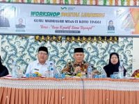 MTsS TI Koto Tinggi Gelar Workshop Digital Learning