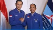 Caleg DPR-RI Dapil Kalteng, Bambang Purwanto bersama Ketua Umum Partai Demokrat, Agus Harimurti Yudhoyono.