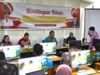 BKPSDM Kapuas Menyelenggarakan Bimtek Penggunaan Absen Elektronik
