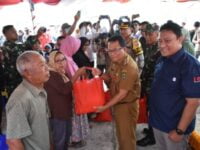 Pj Bupati Kapuas Hadiri Pasar Murah Oleh Pemprov Kalteng di Empat Kecamatan