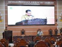 Erlin Hardi Sampaikan LKPJ Bupati Kapuas Tahun Anggaran 2023