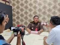 Mantan Rektor UPR Diperiksa Sebagai Saksi Kasus Dugaan Korupsi Pascasarjana