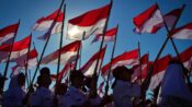 Ternyata Bendera Merah Putih Dahulunya Ada Lambang Kerbau, Yuk Cek Sejarahnya Disini..