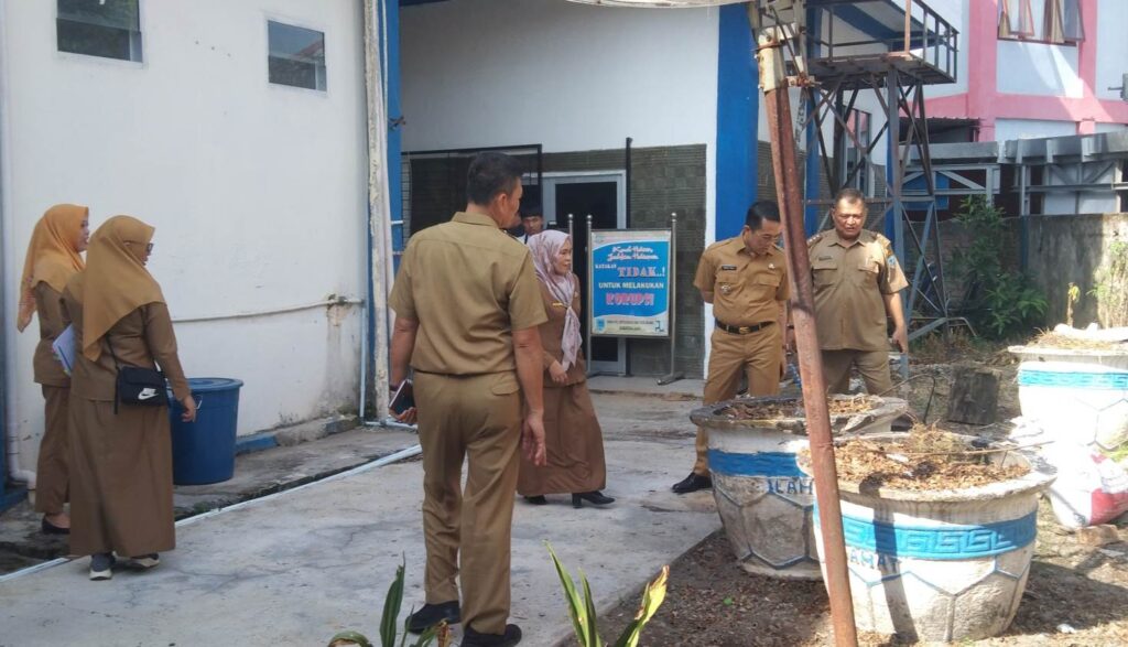 Cek Kesiapan Penilaian Piala Adipura Pj Bupati Lahat Imam Pasli Tinjau Dinas Perkimtan