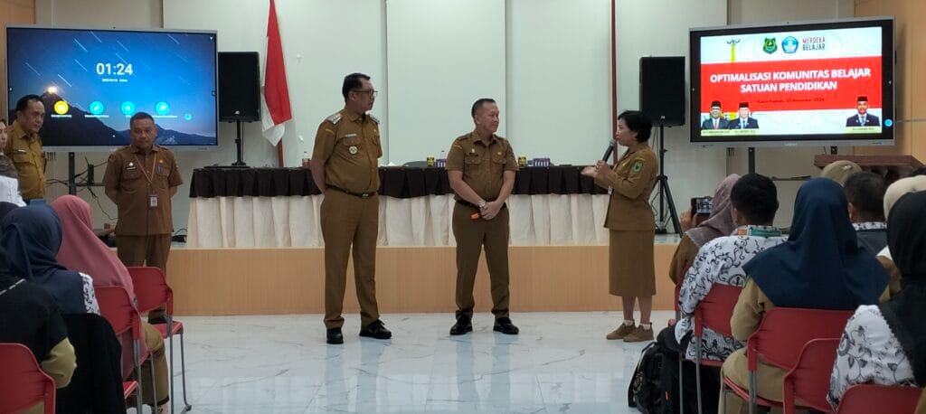 Tingkatkan Kualitas Pendidikan, Disdik Kapuas Laksanakan Optimalisasi Komunitas Belajar Guru