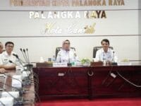 Pj Wali Kota Palangka Raya Usulkan Pembentukan Peraturan Pengawasan Depot Air Minum Isi Ulang