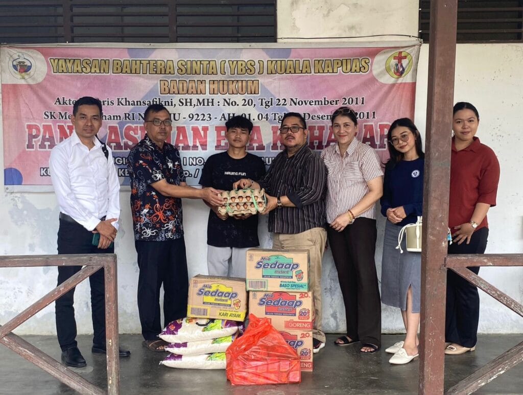 Dalam Rangka Merayakan Natal 2024, GAMKI Kapuas Melaksanakan Kunjungan Kasih Anjangsana ke Panti Asuhan Eka Harap