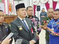 Penjabat Bupati Barito Selatan Hadiri Pelantikan Pimpinan DPRD Baru