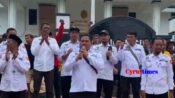 Aksi Damai Sidang Kasus Pemortalan Lahan PT Sungai Rangit Sampoerna Agro oleh Kades Tempayung di PN Pangkalan Bun