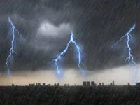 BMKG Kalteng Peringatkan Potensi Hujan Ekstrem dan Cuaca Buruk dalam Beberapa Hari ke Depan