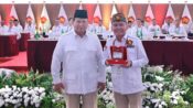 Gubernur Kalteng Terpilih Agustiar Sabran Resmi Bergabung dengan Partai Gerindra, Terima KTA dari Prabowo Subianto