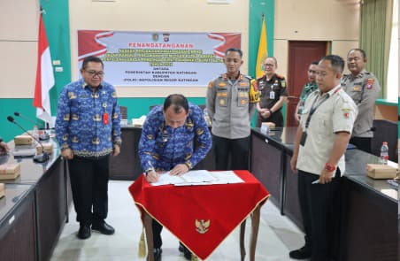 Pemkab Katingan Tandatangani NPHD dengan Polres Katingan Pasca Pilkada 2024