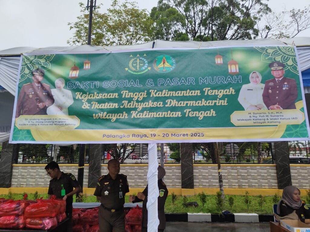 Kejati Kalteng Gelar Pasar Murah Sambut Idul Fitri 1446 H