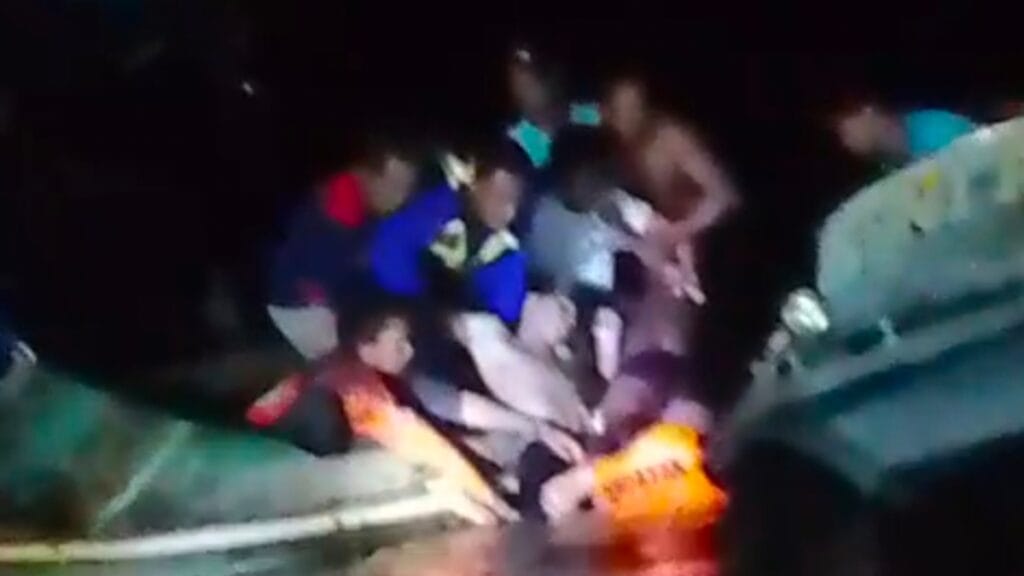 Dua Remaja Tenggelam saat Berenang di DAS Kapuas Ditemukan Tewas