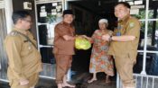 Wabup Barito Selatan Tinjau Lokasi Banjir, Bantuan Dibagikan ke Warga