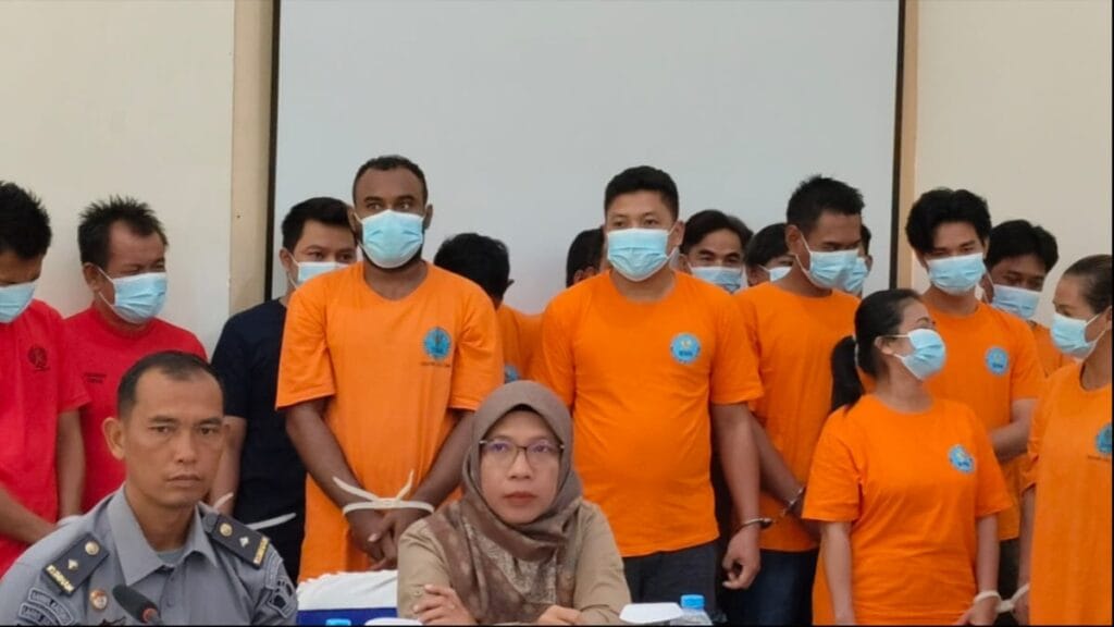 Tujuh Belas Tersangka dalam Genggaman BNNP Kalteng