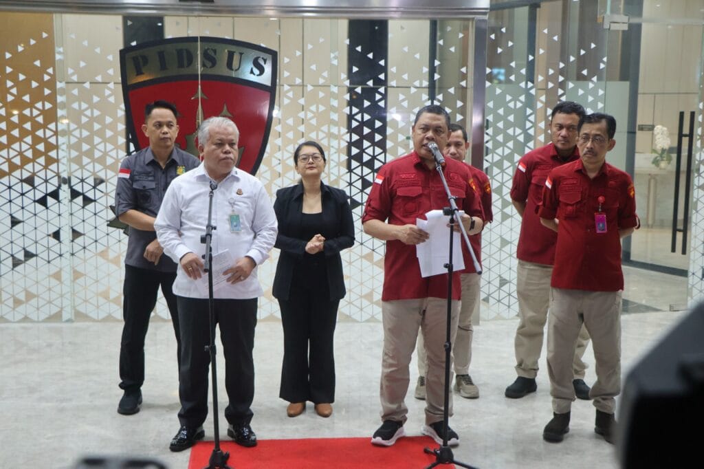 Ketua Tim “Cyber Army” Jadi Tersangka, Diduga Halangi Penanganan Kasus Korupsi