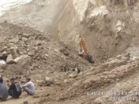 Tambang Longsor di Cirebon, Dua Tewas dan Delapan Masih Tertimbun
