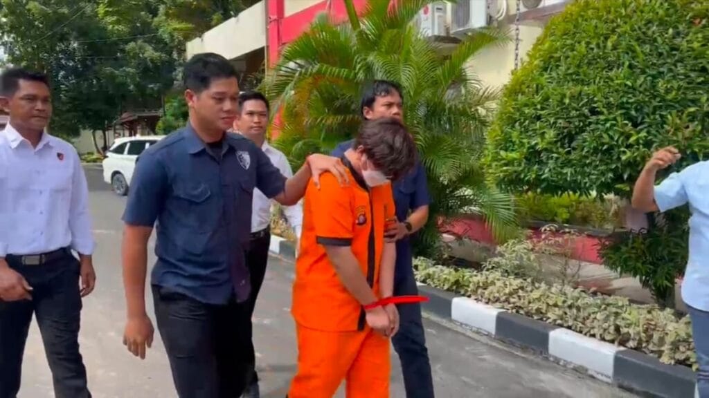 [Video] Kasus Pembunuhan Sadis Di Kalteng, Polda: Pelaku Buang Jasad di Parit lalu Kabur ke Jogja