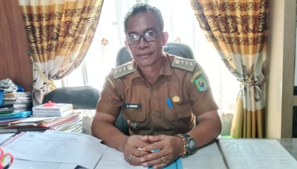 Sudah Tak Layak, Halaman Dan Kantor Camat Kapuas Murung Perlu Pembangunan