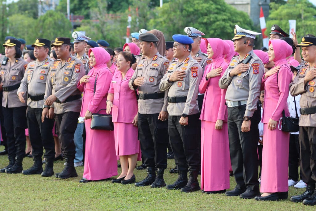 Polda Kalteng Naikkan Pangkat 630 Personel