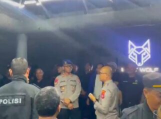Ratusan Warga Geruduk Last Wolf Cafe Pangkalan Bun