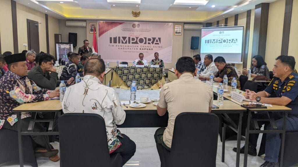 Imigrasi Palangkaraya bersama HAM Kalteng Gelar Rapat TIMPORA di Kapuas