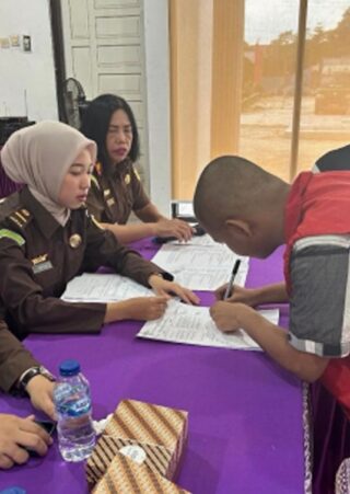 Jampidum Setujui Tiga Penghentian Penuntutan Restoratif di Kalteng