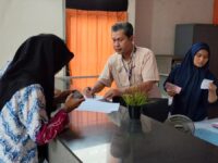 Guru Honorer Hingga Damang di Kalteng Terima BSU Kemnaker 2025