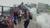 [Video] Water Canon Pukul Mundur Pendemo