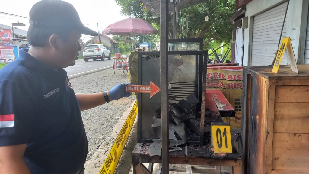 Pelaku Pembakaran Warung di Kapuas Ditangkap Polisi, Diduga Kesal Diputus Pacar
