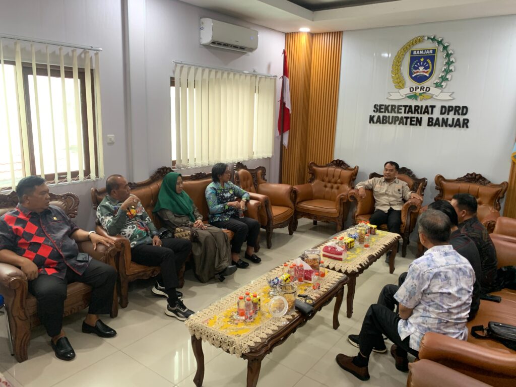 Sinergi Antar Legislatif, Komisi III DPRD Kapuas Sambangi DPRD Banjar Bahas Penyusunan Anggaran 2026