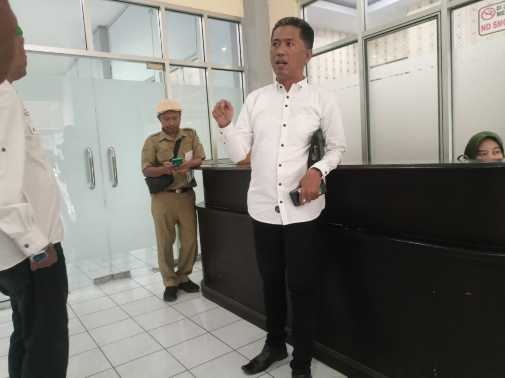 Komisi III DPRD Situbondo Disoal, LSM Sitijenar: Bolos Saat Bahas Raperda Lingkungan