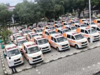 Ambulans rakyat Situbondo disiapkan untuk layanan kesehatan warga desa.