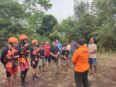 Foto Tim SAR Gabungan sedang melakukan pencarian bocah tenggelam di Sungai Kapuas.