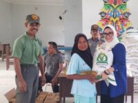 465 Warga Kalampangan Terima Bantuan Pangan