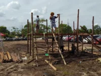 Pelaksanaan ritual Tiwah massal adat Dayak Ngaju di rumah Yopri Duga, Kota Palangka Raya.