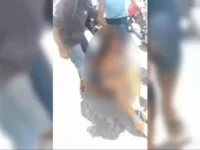 Tangkapan layar terduga pelaku dugaan pencurian mobil yang membawa anak penyandang disabilitas di Sampit jadi sasaran amuk warga.