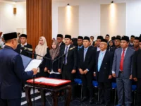 Wali Kota Bima Aji Man melantik pejabat Pemko Bima dalam acara resmi pelantikan jabatan di aula pemerintahan.