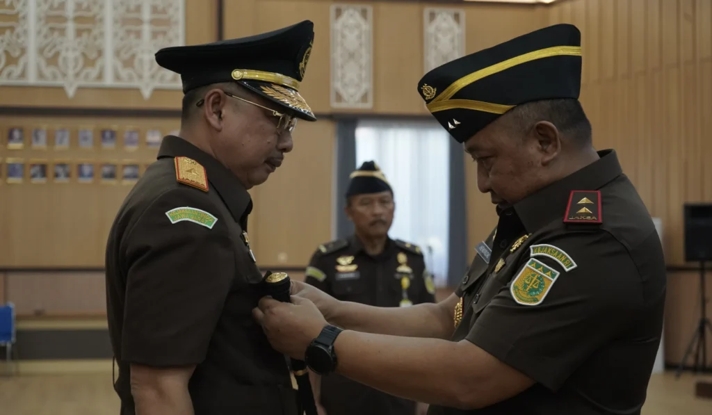 Agustian Sunaryo Dilantik Jadi Wakajati Kalteng, Ini Pesan Kajati