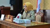 Riska Agustin mendorong kemudahan izin pertambangan rakyat Kalteng