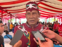 Arton S Dohong mendorong peningkatan kualitas dan kesejahteraan guru